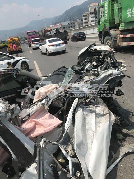 三乡车祸最新爆料视频大全,现场惨状与事故原因深度解析 第3张 三乡车祸最新爆料视频大全,现场惨状与事故原因深度解析 第3张